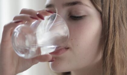 6 Mental health benefits of water consumption